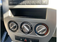 Recambio de mandos climatizador para jeep compass (mk) 2.0 sport referencia OEM IAM 5058299AD  