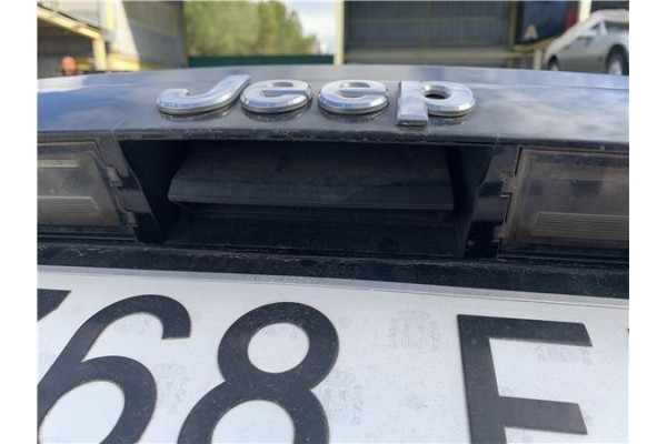 Recambio de maneta exterior porton para jeep compass (mk) 2.0 sport referencia OEM IAM ZH33DX8AC  