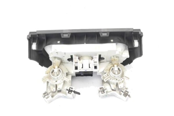 Recambio de mandos climatizador para suzuki swift iii (sg) 1.3 ddis referencia OEM IAM 7440062J10BJP  
