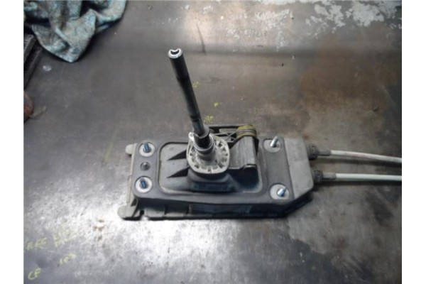 Recambio de varillas de cambio para seat ibiza (6l1)(04.2002 ) 1.4 reference [1,4 ltr. - 51 kw tdi cat (bnm)] referencia OEM IAM