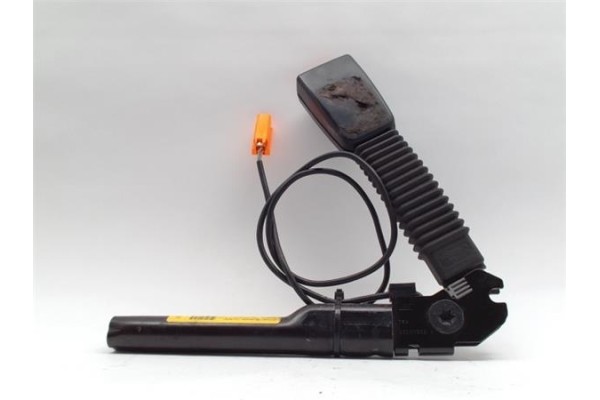Recambio de enganche cinturon para ford focus ii (da_) 1.6 referencia OEM IAM 4M51A61208AF 000100957308 