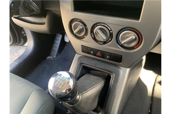 Recambio de palanca de cambio para jeep compass (mk) 2.0 sport referencia OEM IAM 5106041AA  