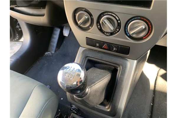 Recambio de palanca de cambio para jeep compass (mk) 2.0 sport referencia OEM IAM 5106041AA  