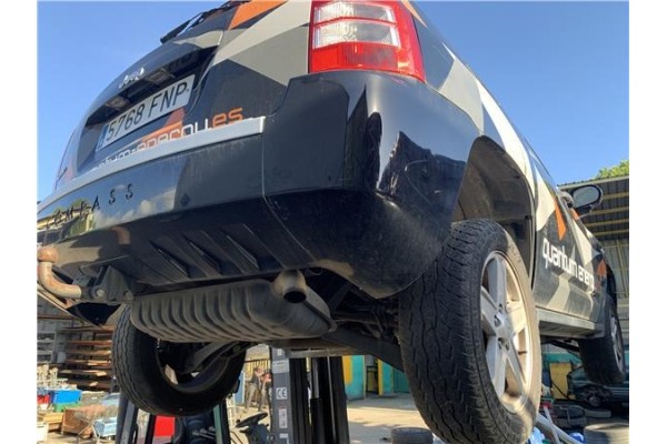 Recambio de paragolpes trasero para jeep compass (mk) 2.0 sport referencia OEM IAM ZY71TZZAA  