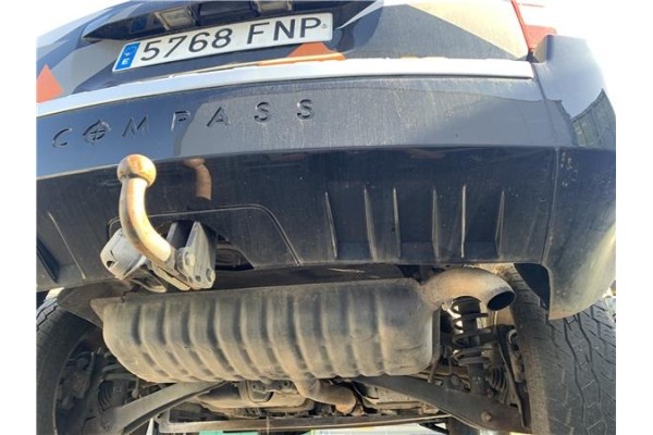 Recambio de paragolpes trasero para jeep compass (mk) 2.0 sport referencia OEM IAM ZY71TZZAA  