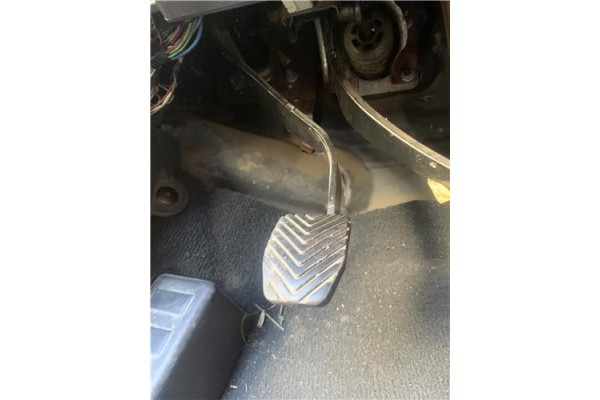 Recambio de pedal embrague para jeep compass (mk) 2.0 sport referencia OEM IAM 5273424AH  