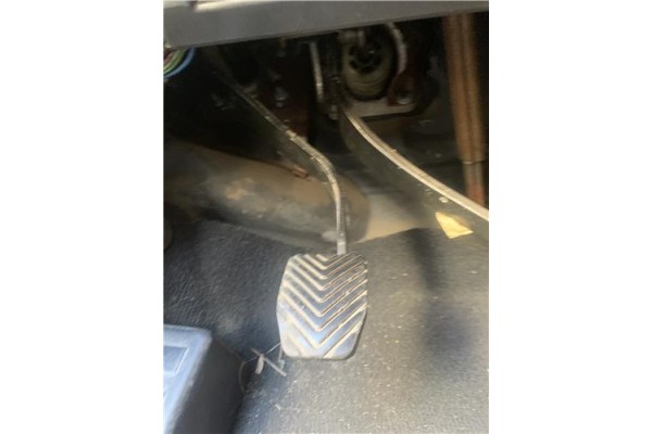 Recambio de pedal embrague para jeep compass (mk) 2.0 sport referencia OEM IAM 5273424AH  