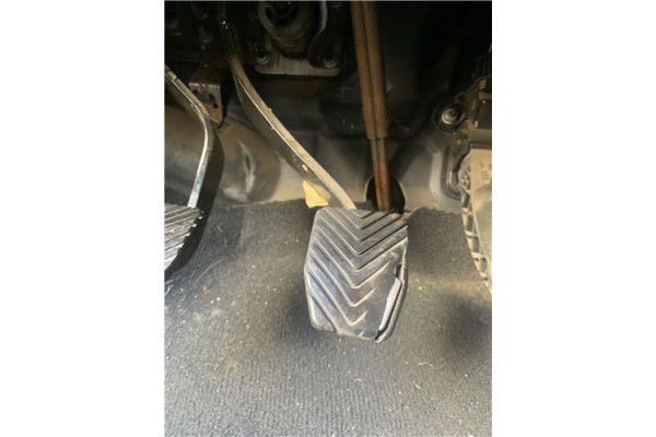 Recambio de pedal freno para jeep compass (mk) 2.0 sport referencia OEM IAM 5105522AF  