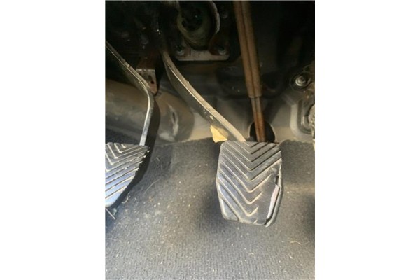 Recambio de pedal freno para jeep compass (mk) 2.0 sport referencia OEM IAM 5105522AF  