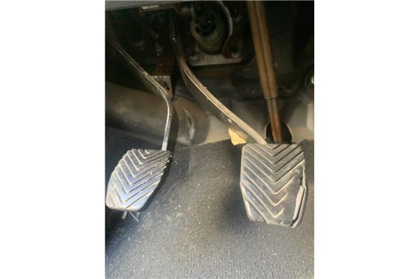 Recambio de pedal freno para jeep compass (mk) 2.0 sport referencia OEM IAM 5105522AF  