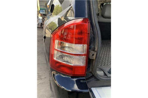 Recambio de piloto trasero izquierdo para jeep compass (mk) 2.0 sport referencia OEM IAM 5303883AA  