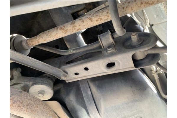 Recambio de puente trasero para jeep compass (mk) 2.0 sport referencia OEM IAM 5105252AB  