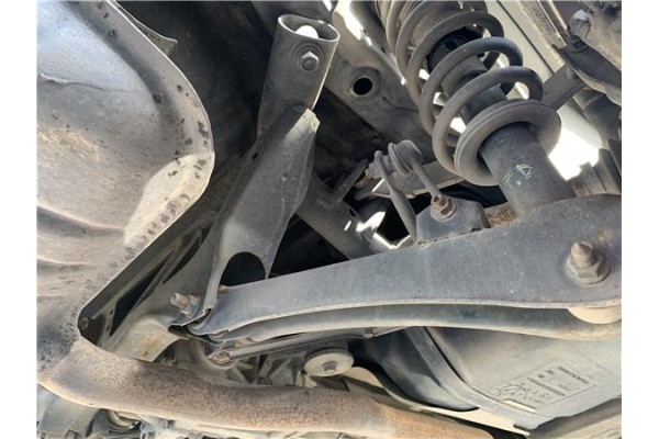 Recambio de puente trasero para jeep compass (mk) 2.0 sport referencia OEM IAM 5105252AB  