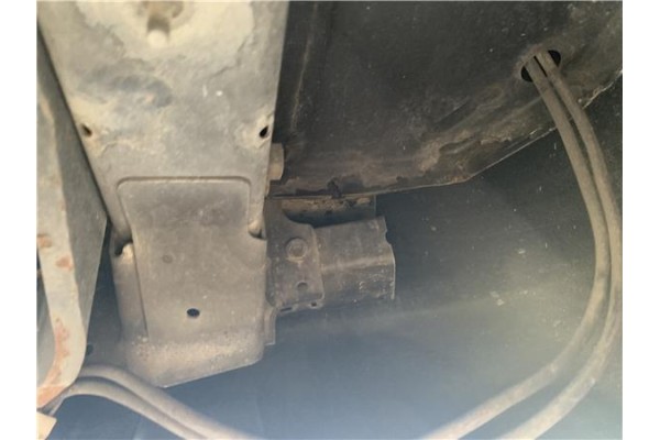 Recambio de refuerzo paragolpes trasero para jeep compass (mk) 2.0 sport referencia OEM IAM 5116052AA  