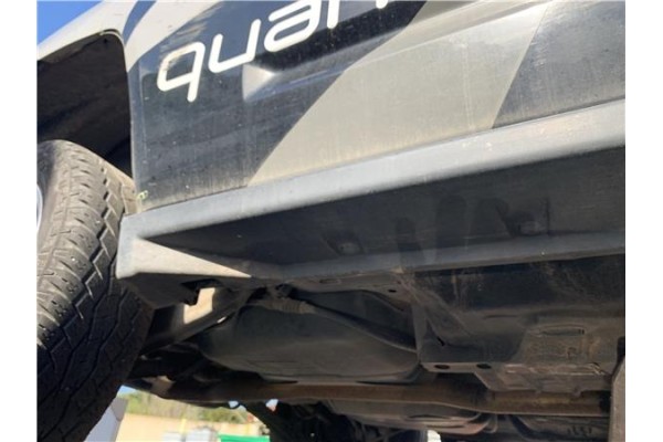 Recambio de spoiler talonera lat. derecha para jeep compass (mk) 2.0 sport referencia OEM IAM 5116126AA 5116128AA 