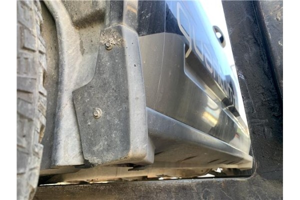 Recambio de spoiler talonera lat. izquierda para jeep compass (mk) 2.0 sport referencia OEM IAM 5116127AA 5116129AA 