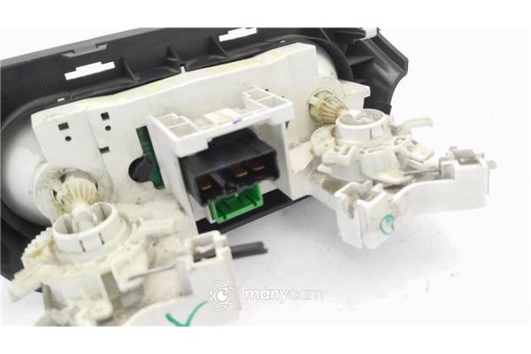 Recambio de mandos climatizador para suzuki swift iii (sg) 1.3 ddis referencia OEM IAM 7440062J10BJP  