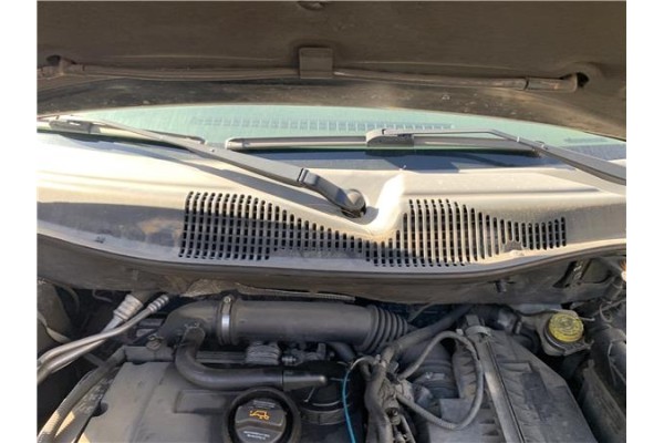 Recambio de torpedo para jeep compass (mk) 2.0 sport referencia OEM IAM 5303964AC  