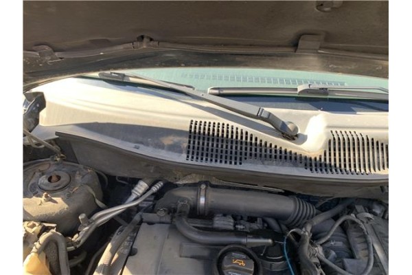 Recambio de torpedo para jeep compass (mk) 2.0 sport referencia OEM IAM 5303964AC  