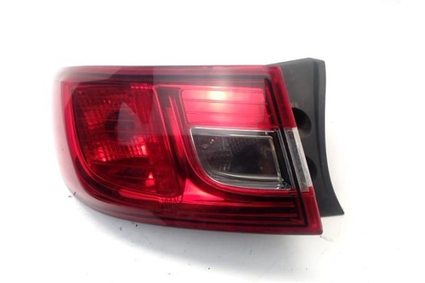 Recambio de piloto trasero izquierdo para renault clio iv 1.5 limited referencia OEM IAM   