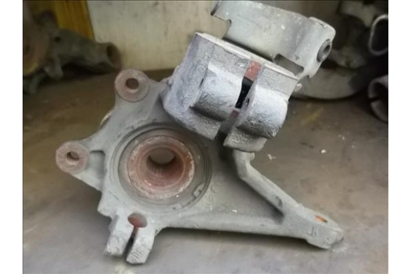 Recambio de mangueta delantero derecha para citroen xsara berlina 1.6 i referencia OEM IAM   