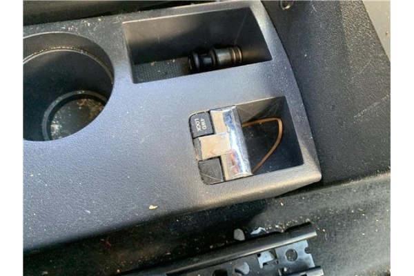 Recambio de palanca selectora para jeep compass (mk) 2.0 sport referencia OEM IAM 5107932AA  