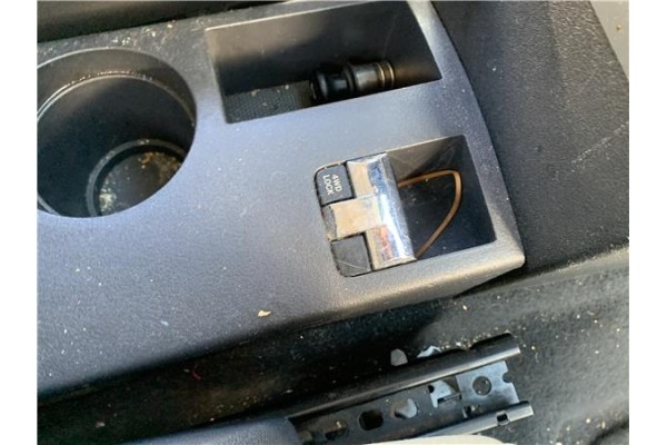 Recambio de palanca selectora para jeep compass (mk) 2.0 sport referencia OEM IAM 5107932AA  