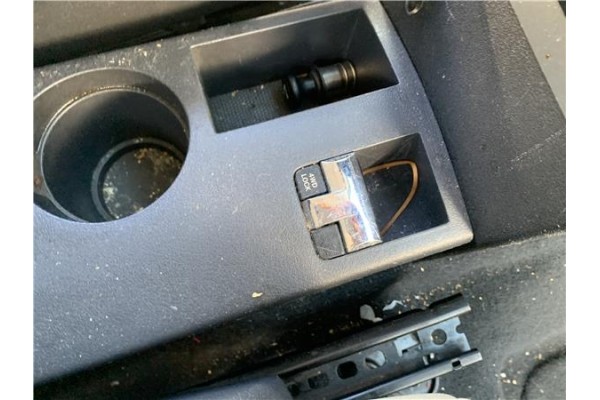 Recambio de palanca selectora para jeep compass (mk) 2.0 sport referencia OEM IAM 5107932AA  