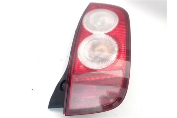 Recambio de piloto trasero derecho para nissan micra (k12e) 1.2 16v referencia OEM IAM   