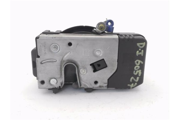 Recambio de cierre electromagnetico delantero izquierdo para nissan primastar furgón (x83) dci 100 referencia OEM IAM 8050300QAB