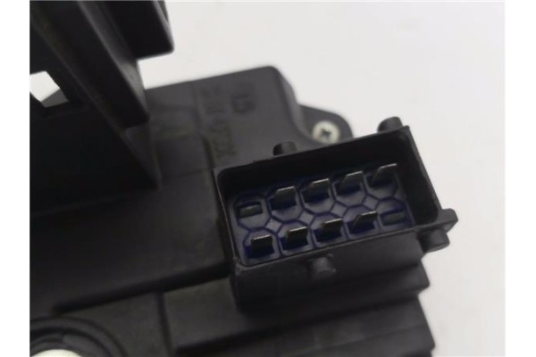 Recambio de cierre electromagnetico delantero izquierdo para nissan primastar furgón (x83) dci 100 referencia OEM IAM 8050300QAB