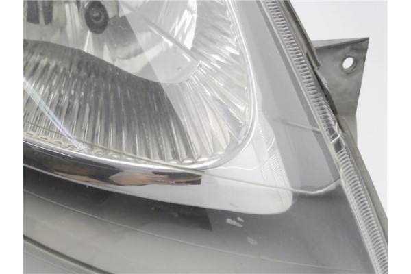 Recambio de faro delantero dcho para nissan primastar furgón (x83) dci 100 referencia OEM IAM 7700311372 91165720 