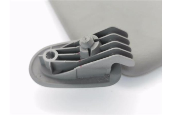 Recambio de parasol derecho para nissan primastar furgón (x83) dci 100 referencia OEM IAM 9640100QAF  