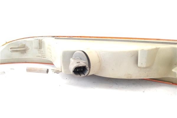 Recambio de intermitente delantero dcho para renault master ii furgón (fd) 2.2 dci 90 referencia OEM IAM 7701044523  