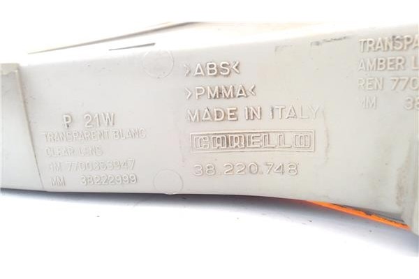 Recambio de intermitente delantero dcho para renault master ii furgón (fd) 2.2 dci 90 referencia OEM IAM 7701044523  