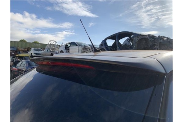 Recambio de aleron trasero para citroen c4 picasso 1.6 hdi referencia OEM IAM 8742P9 6351Z7 