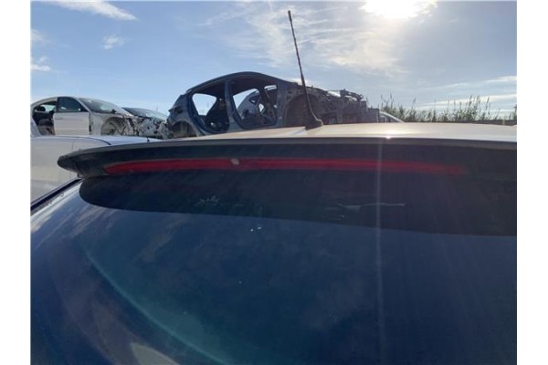 Recambio de aleron trasero para citroen c4 picasso 1.6 hdi referencia OEM IAM 8742P9 6351Z7 