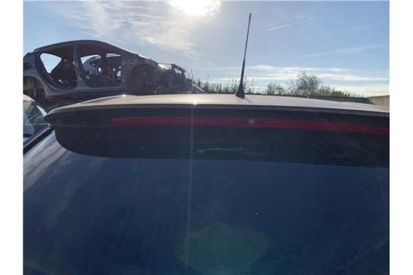 Recambio de aleron trasero para citroen c4 picasso 1.6 hdi referencia OEM IAM 8742P9 6351Z7 