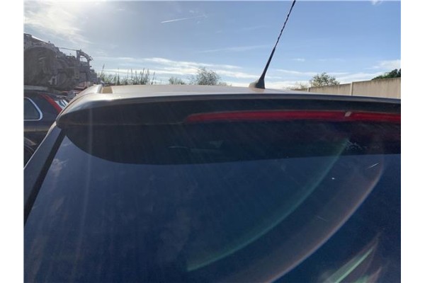 Recambio de aleron trasero para citroen c4 picasso 1.6 hdi referencia OEM IAM 8742P9 6351Z7 