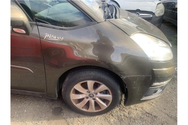 Recambio de aleta delantero derecha para citroen c4 picasso 1.6 hdi referencia OEM IAM 7841X2  