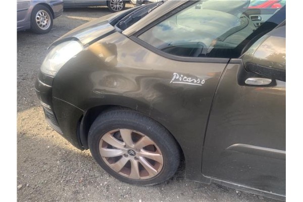 Recambio de aleta delantero izquierda para citroen c4 picasso 1.6 hdi referencia OEM IAM 7840V1  