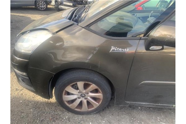 Recambio de aleta delantero izquierda para citroen c4 picasso 1.6 hdi referencia OEM IAM 7840V1  