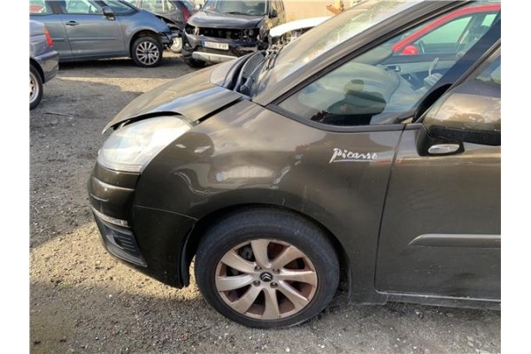 Recambio de aleta delantero izquierda para citroen c4 picasso 1.6 hdi referencia OEM IAM 7840V1  