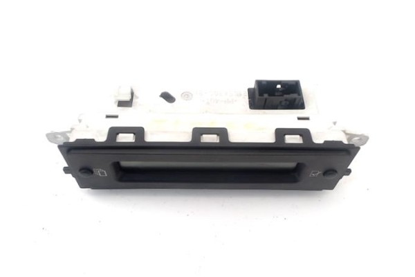 Recambio de display para citroen xsara berlina 2.0 hdi 90 referencia OEM IAM   