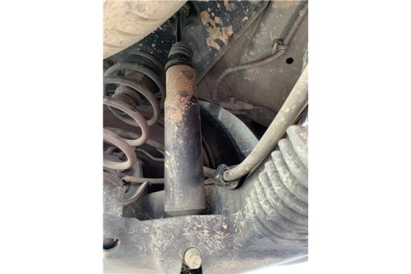 Recambio de amortiguador trasero izquierdo para citroen c4 picasso 1.6 hdi referencia OEM IAM 5206QY  