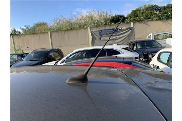 Recambio de antena electrica para citroen c4 picasso 1.6 hdi referencia OEM IAM 6561JQ 6561JT 