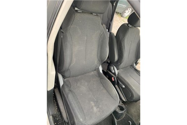 Recambio de asiento delantero derecho para citroen c4 picasso 1.6 hdi referencia OEM IAM 8863F5 886338 