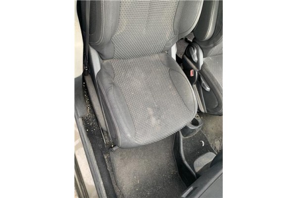 Recambio de asiento delantero derecho para citroen c4 picasso 1.6 hdi referencia OEM IAM 8863F5 886338 