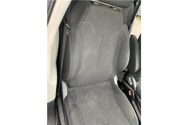 Recambio de asiento delantero derecho para citroen c4 picasso 1.6 hdi referencia OEM IAM 8863F5 886338 
