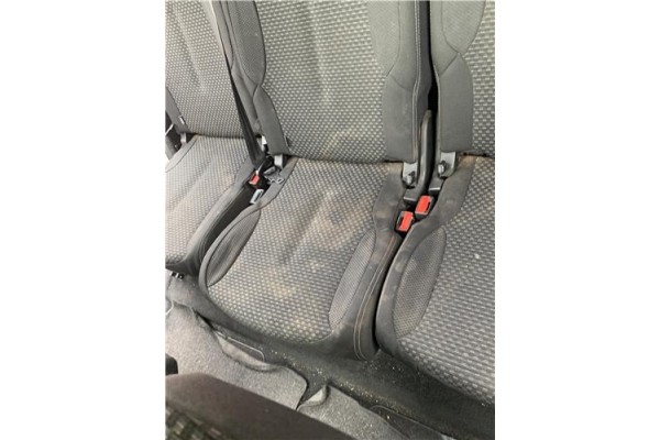 Recambio de asiento trasero central para citroen c4 picasso 1.6 hdi referencia OEM IAM 8881QF  
